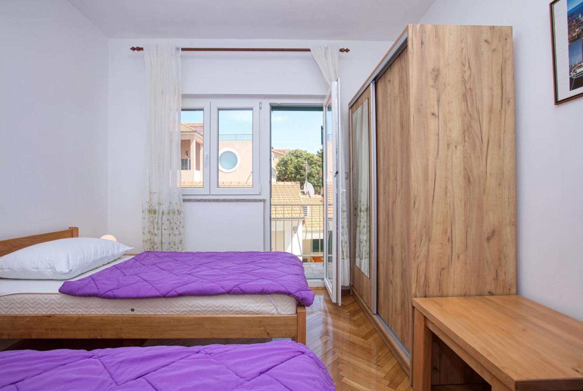 Family Friendly Seaside Apartments Brodarica, Sibenik - 4833 Бродариця Номер фото
