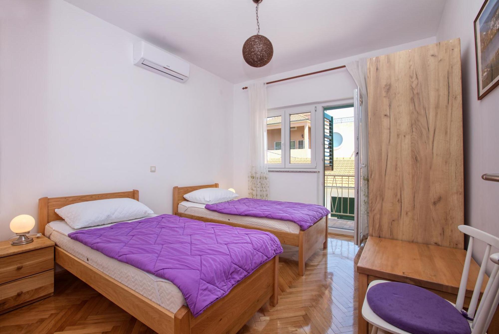 Family Friendly Seaside Apartments Brodarica, Sibenik - 4833 Бродариця Екстер'єр фото