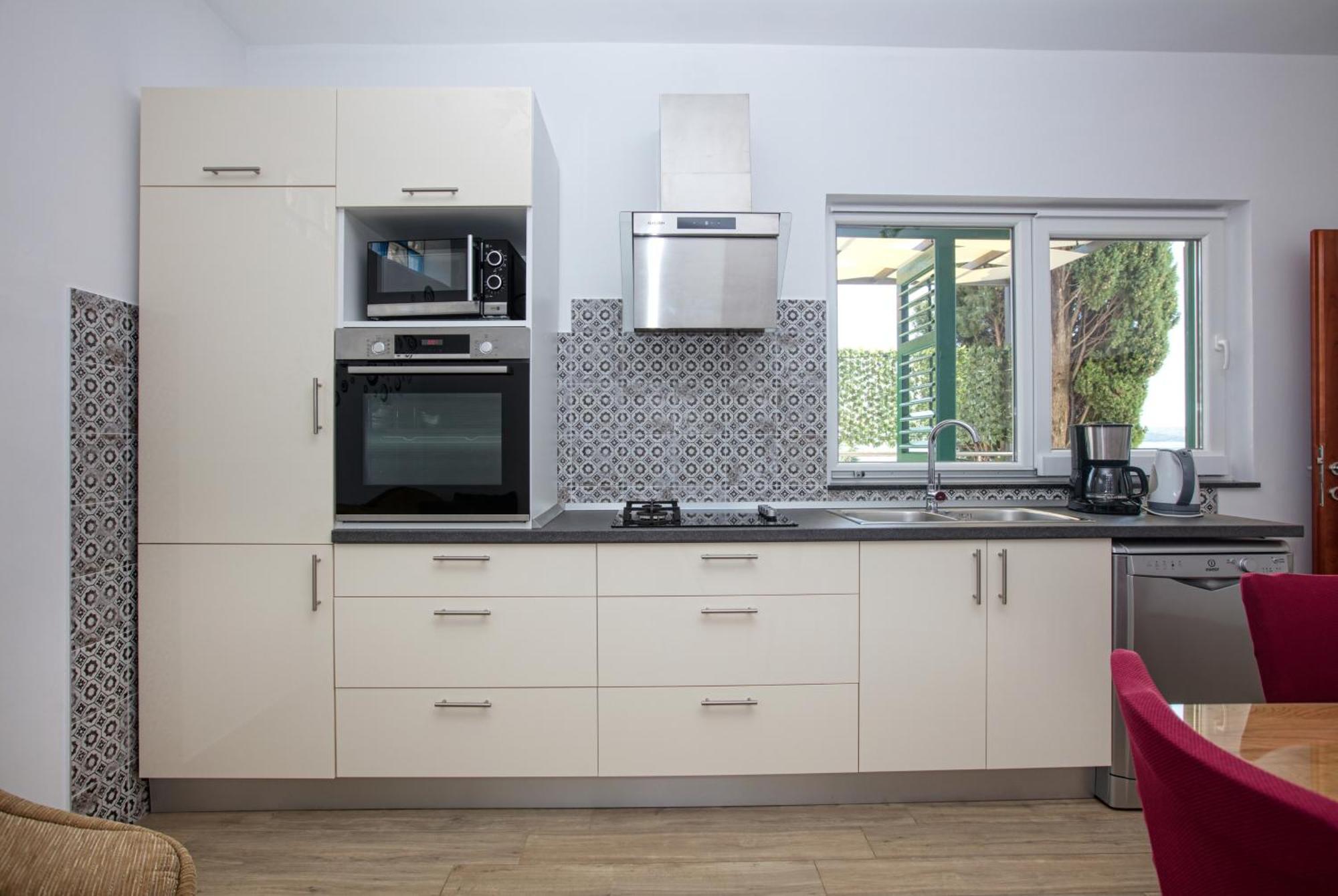 Family Friendly Seaside Apartments Brodarica, Sibenik - 4833 Бродариця Екстер'єр фото