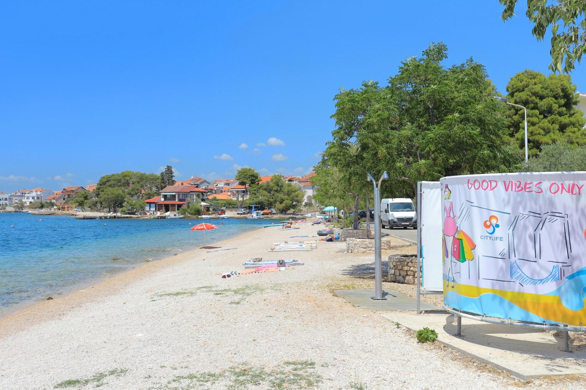 Family Friendly Seaside Apartments Brodarica, Sibenik - 4833 Екстер'єр фото