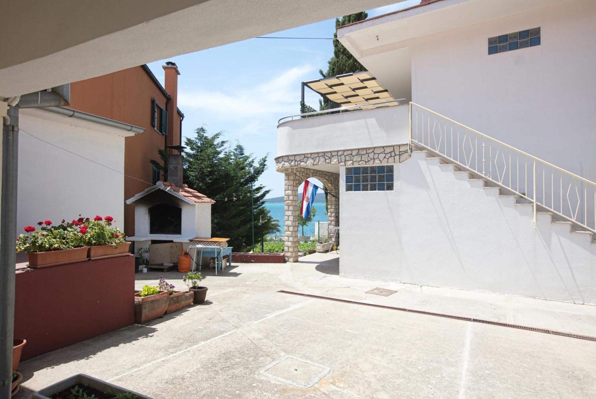 Family Friendly Seaside Apartments Brodarica, Sibenik - 4833 Бродариця Екстер'єр фото
