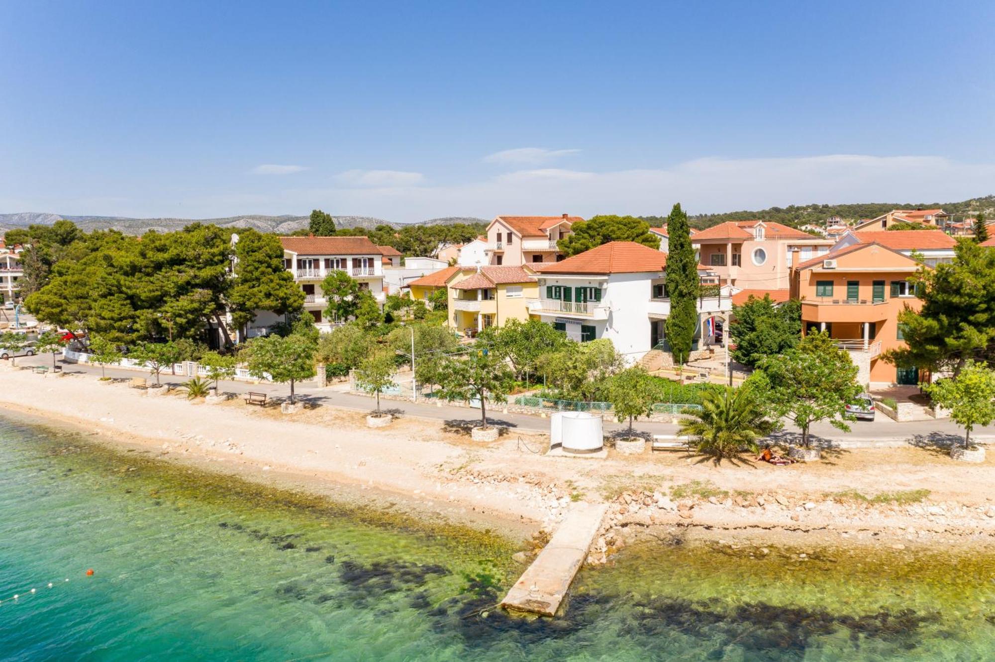 Family Friendly Seaside Apartments Brodarica, Sibenik - 4833 Екстер'єр фото