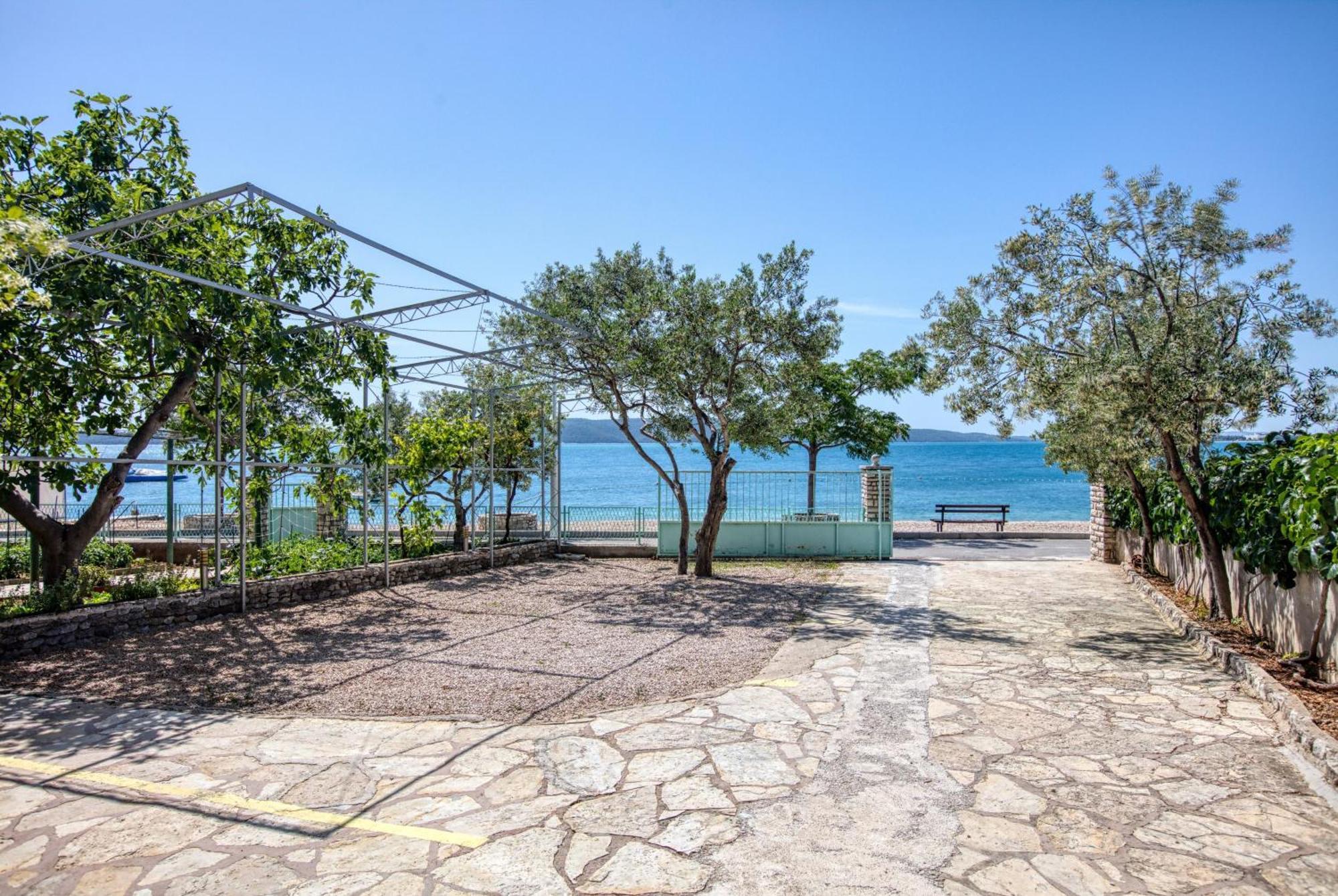 Family Friendly Seaside Apartments Brodarica, Sibenik - 4833 Бродариця Екстер'єр фото